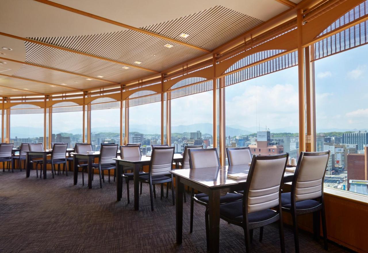 Hotel New Otani Hakata Fukuoka  Buitenkant foto Club Lounge at Kansai International Airport