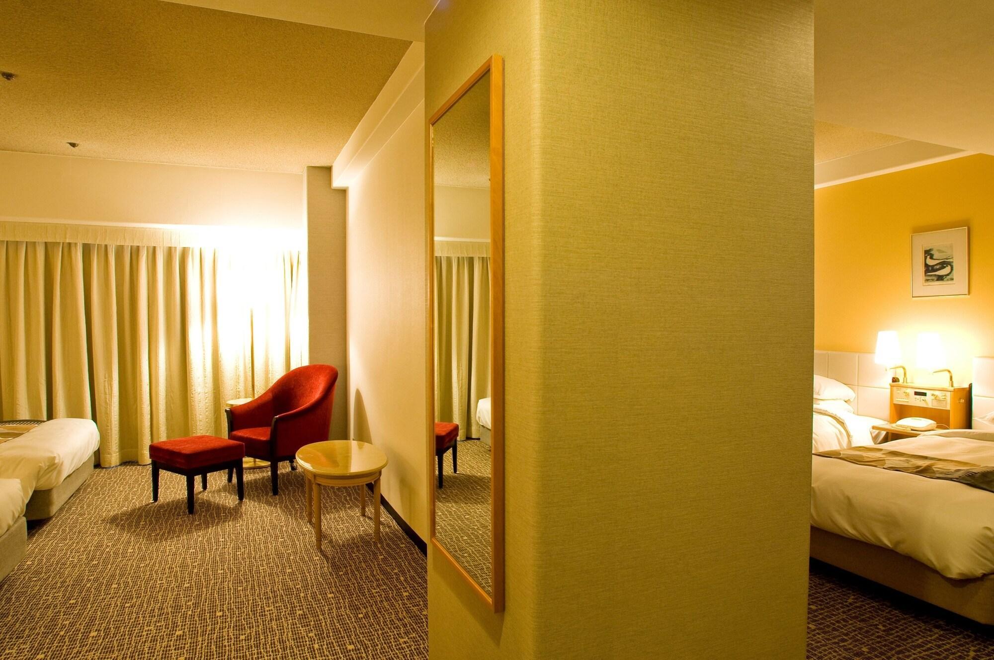 Hotel New Otani Hakata Fukuoka  Buitenkant foto A room at the hotel