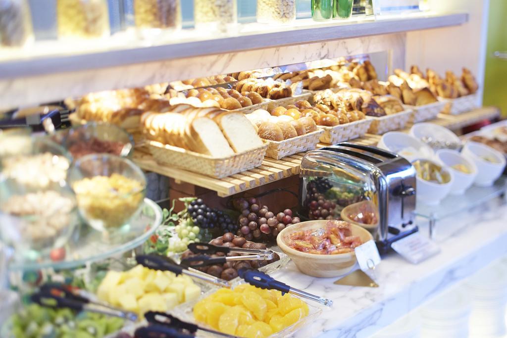 Hotel New Otani Hakata Fukuoka  Buitenkant foto A breakfast buffet